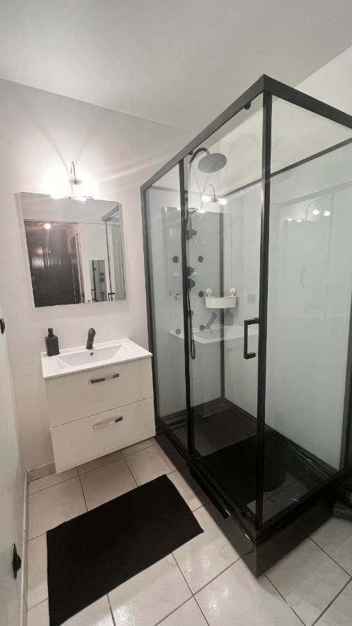 Le Joyau Cache - Paris 2024 Apartment Arnouville-les-Gonesse Bagian luar foto